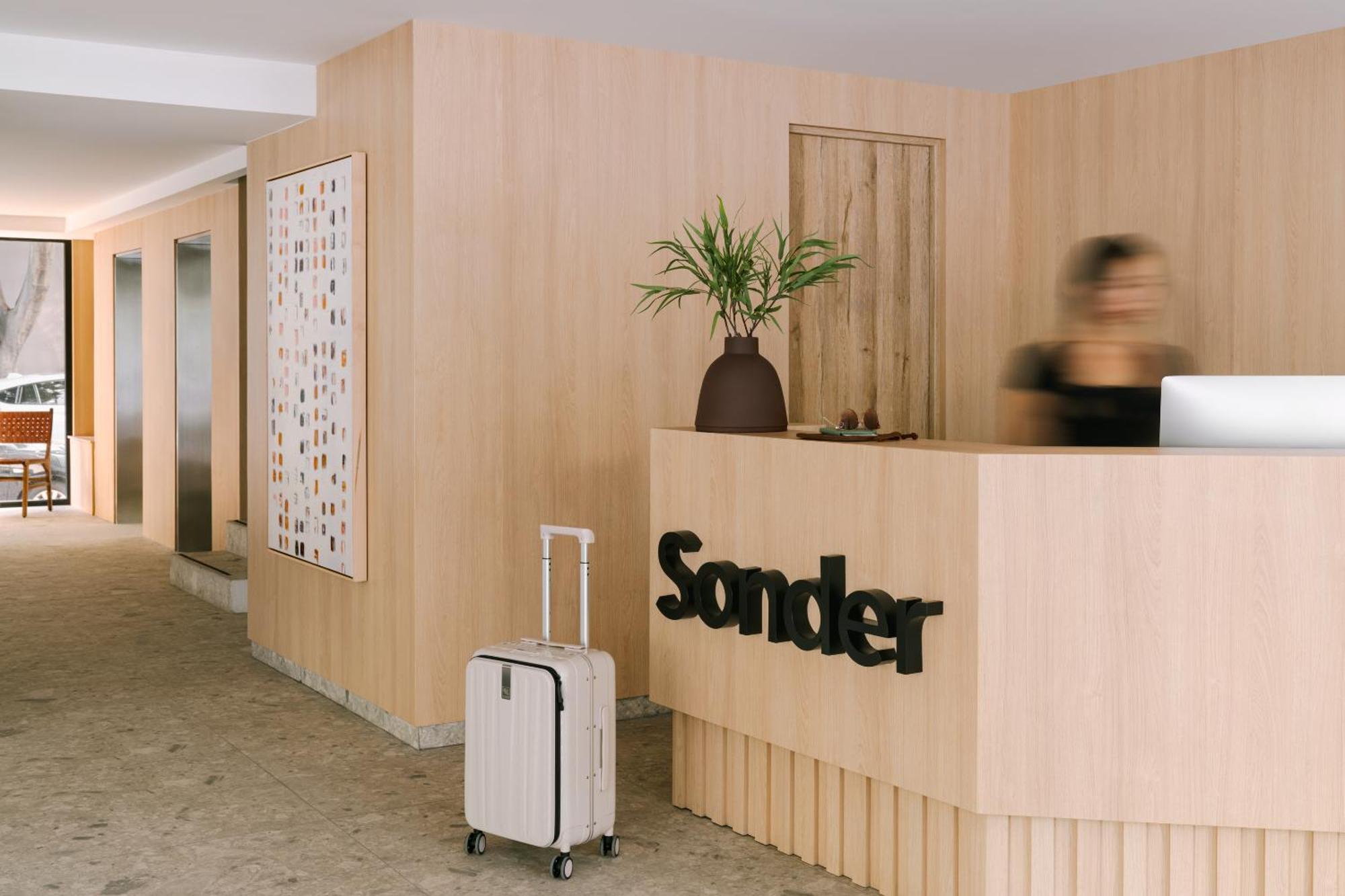 Sonder Miravalle Mexico City Exterior photo